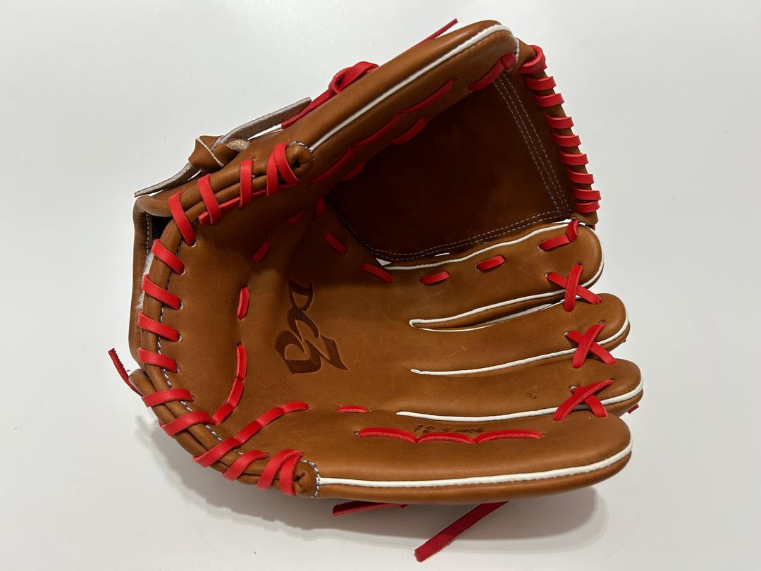 Gingerbread Man glove