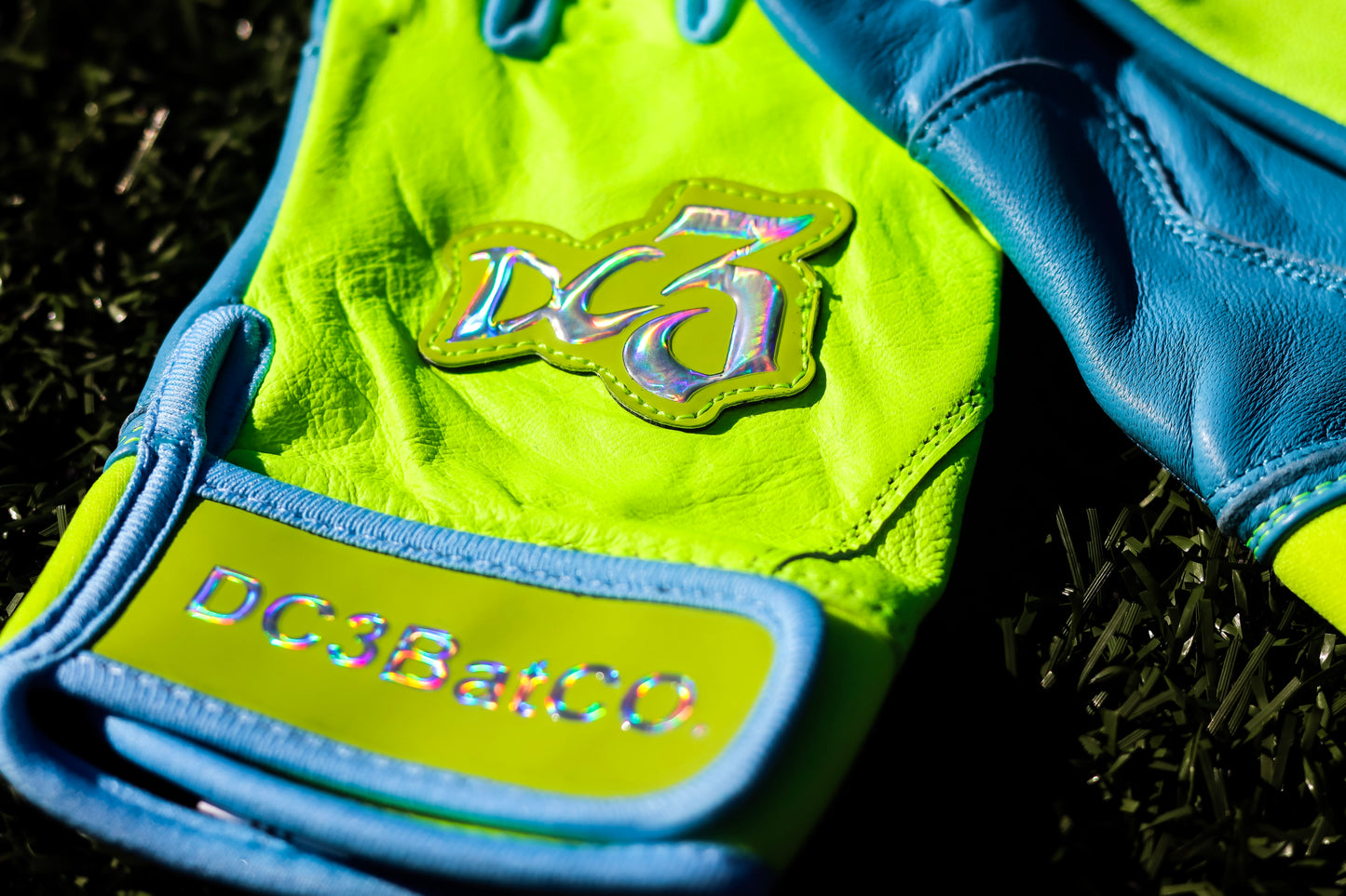 Lightyear batting gloves