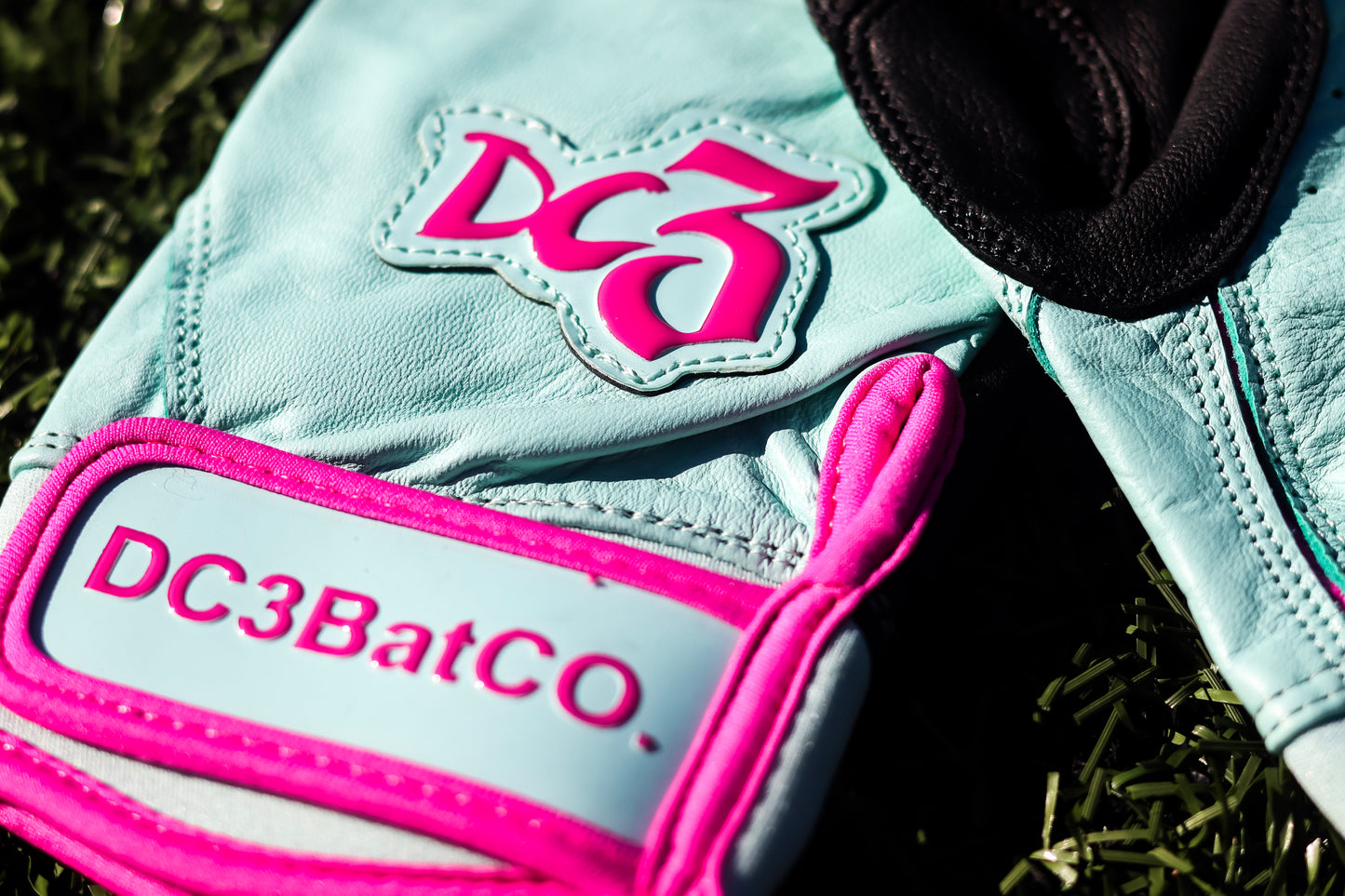 Miami Vice batting gloves